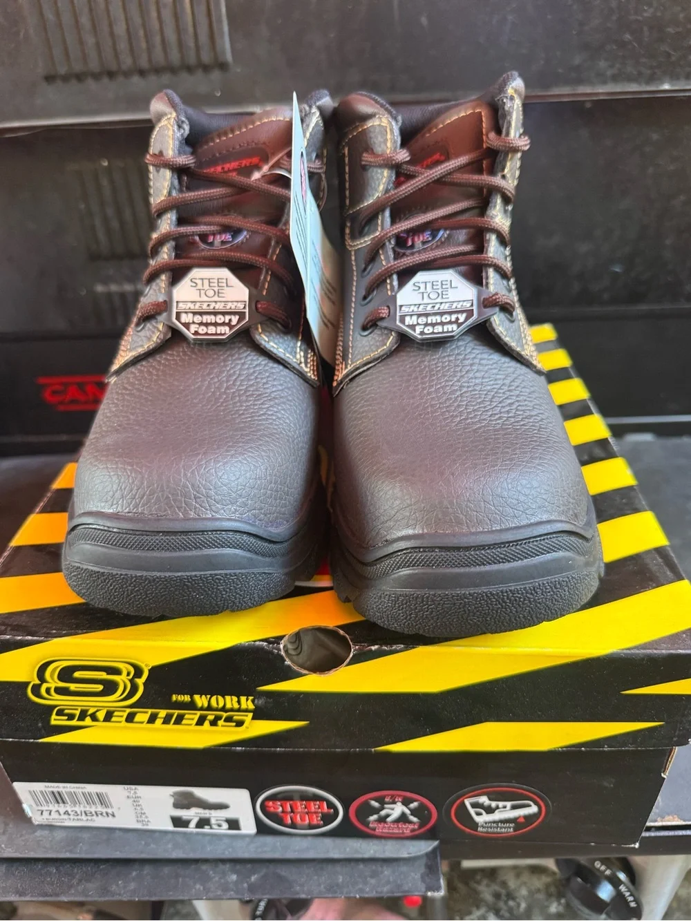 New Skechers Men's Burgin Tarlac Steel Toe Work Boot Style 77143 Brown Size 7.5